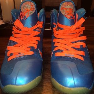 Lebron 9s size 9.5 9.5/10 condition